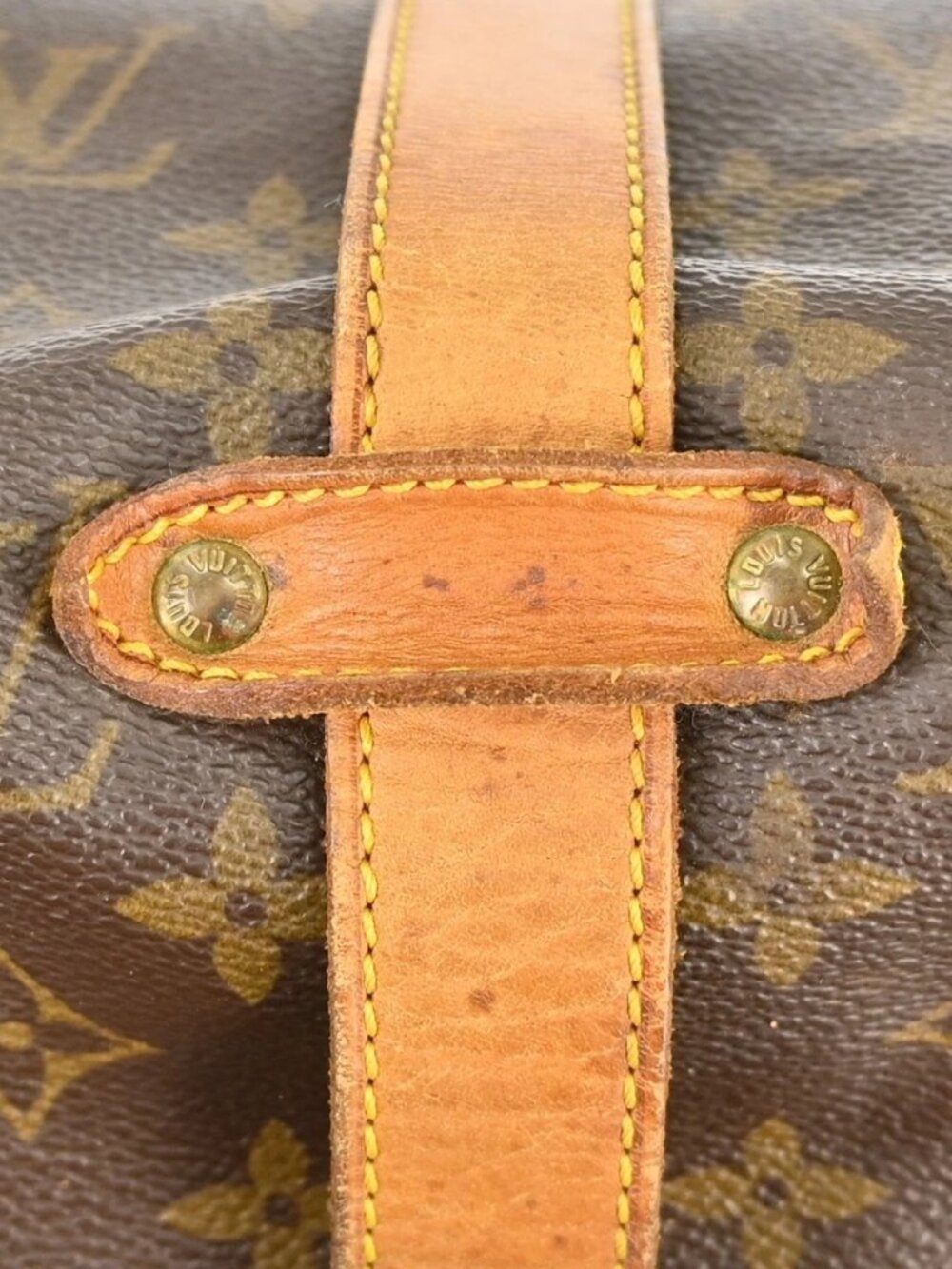 LOUIS VUITTON SAUMUR 35 SHOULDER BAG MONOGRAM - Picture 5 of 16